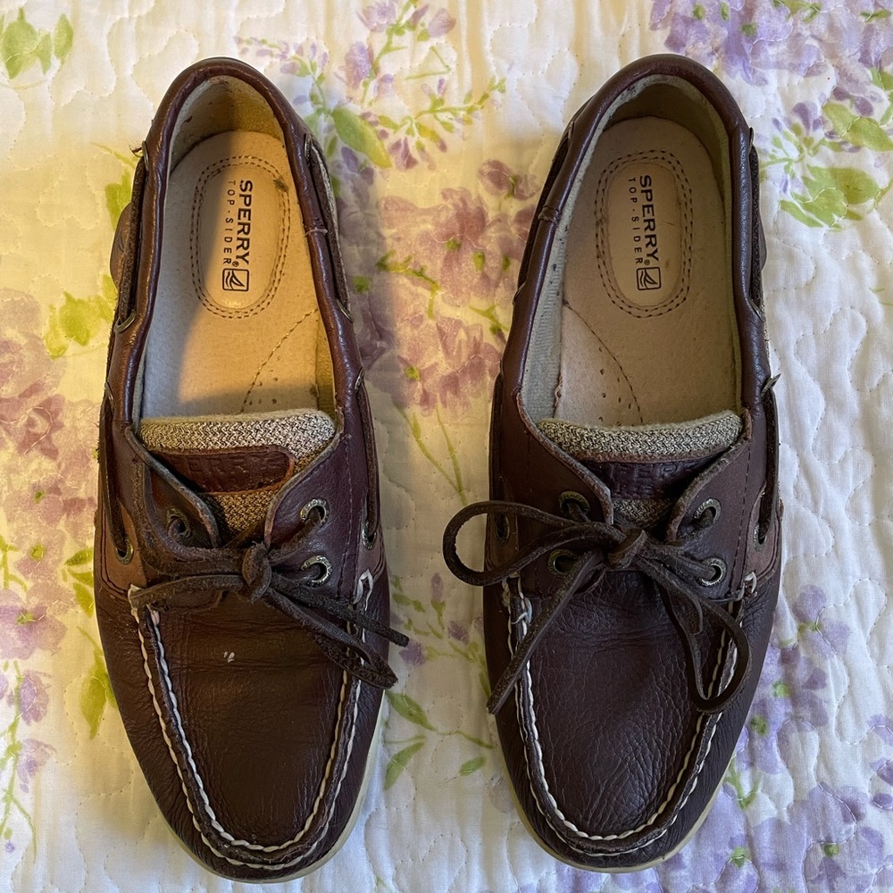 Soft brown Sperry Top Rider shoes, Size 7M